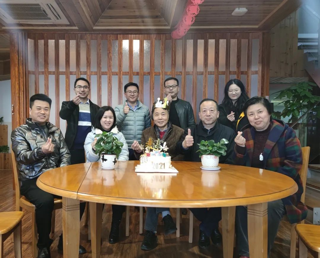 三月份生日会|温情送员工，，暖意留心间